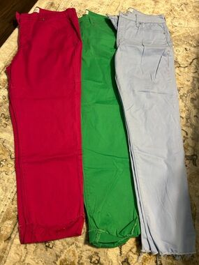 crown & ivy Skinny Pants Trio in Dark Pink, Green, Light Blue